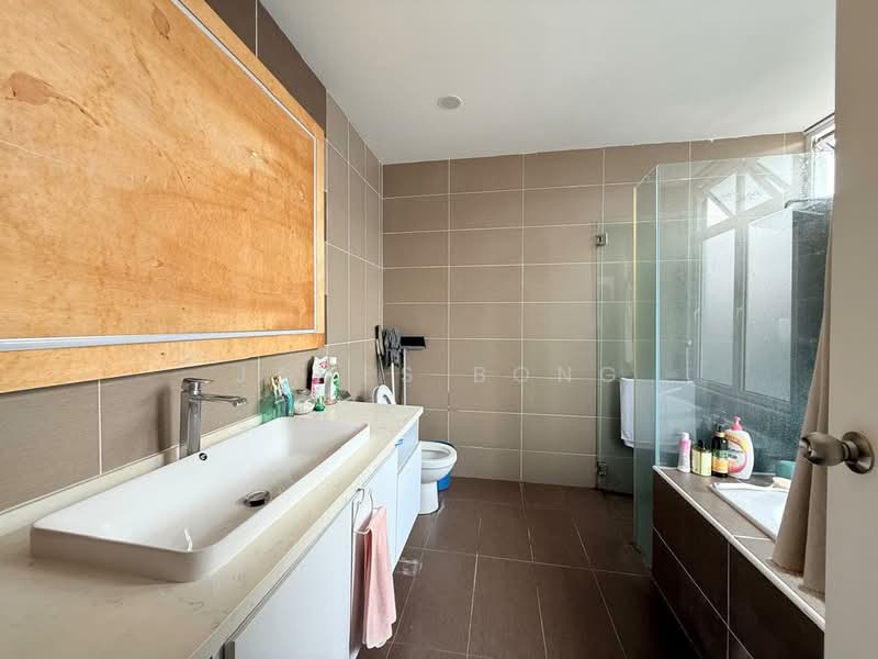 Rumah Kluster untuk Dijual di Taman Nusa Sentral (Iskandar Puteri (Nusajaya)) - James Bong - Bathroom - PropertyGuru.com.my