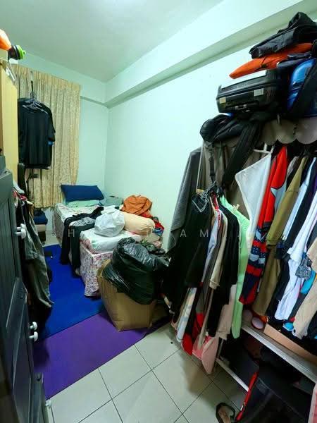 Pangsapuri untuk Dijual di Vista Perdana Apartment - Hasnizam . - Bedroom - PropertyGuru.com.my