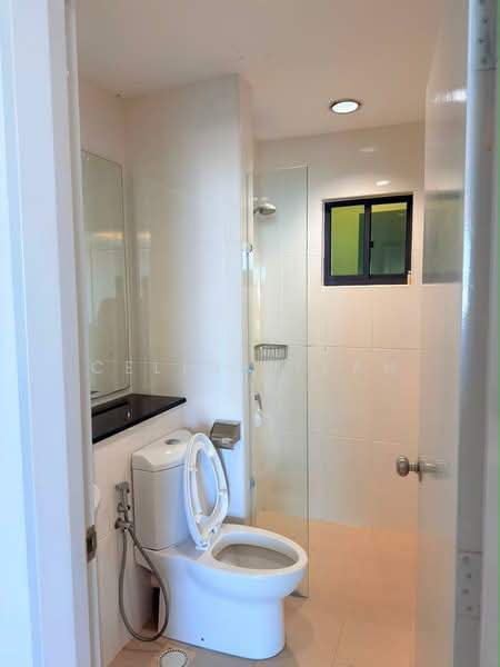Condominium for Rent at The Peak Condominium - Celine Teah - Bathroom - PropertyGuru.com.my