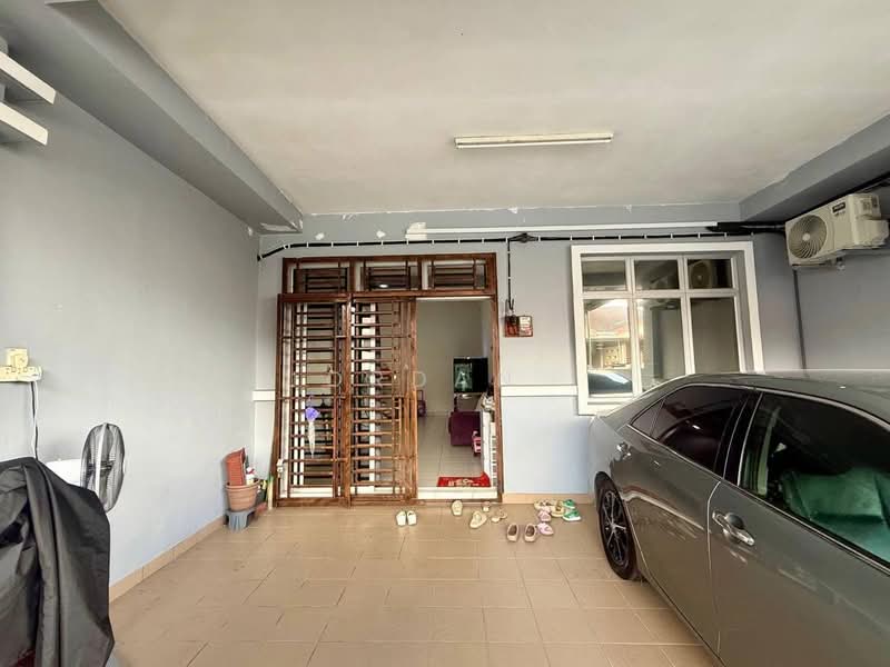 1-storey Terraced House for Sale in Bandar Putra (Kulai) - Jordan . - PropertyGuru.com.my