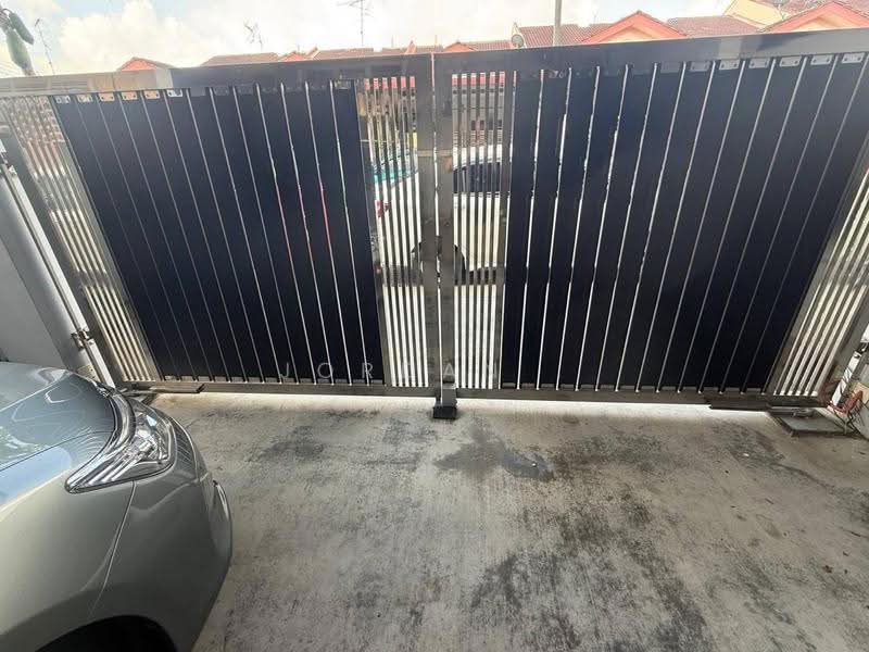 1-storey Terraced House for Sale in Bandar Putra (Kulai) - Jordan . - PropertyGuru.com.my