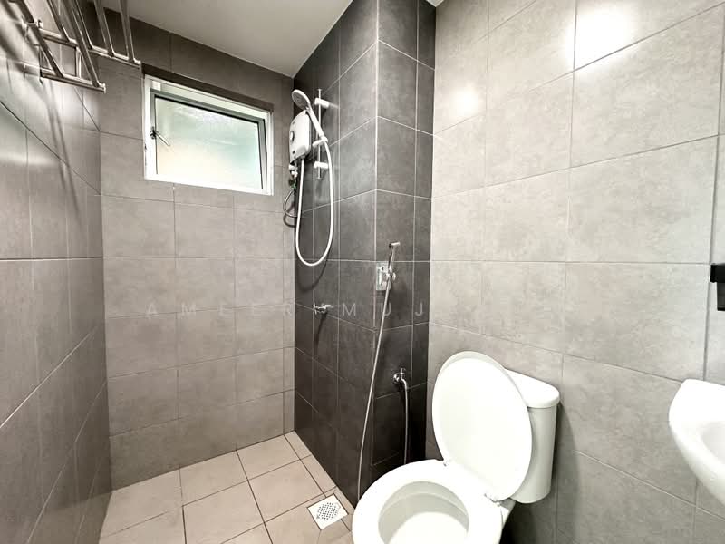 Apartment for Rent at Residensi Sateria - Ameer Mujahid - Bathroom - PropertyGuru.com.my