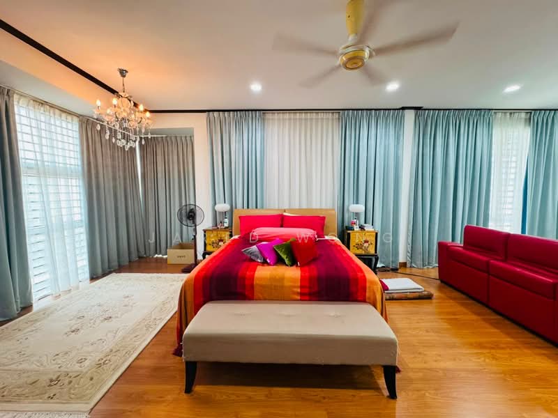 Rumah Berkembar untuk Dijual di Garden Residence (Cyberjaya) - Jared Wong - Bedroom - PropertyGuru.com.my