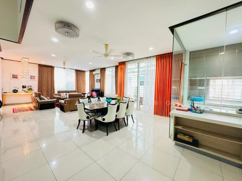 Rumah Berkembar untuk Dijual di Garden Residence (Cyberjaya) - Jared Wong - Living Room - PropertyGuru.com.my