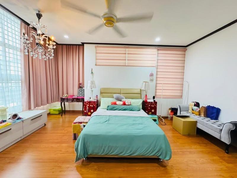 Rumah Berkembar untuk Dijual di Garden Residence (Cyberjaya) - Jared Wong - Bedroom - PropertyGuru.com.my
