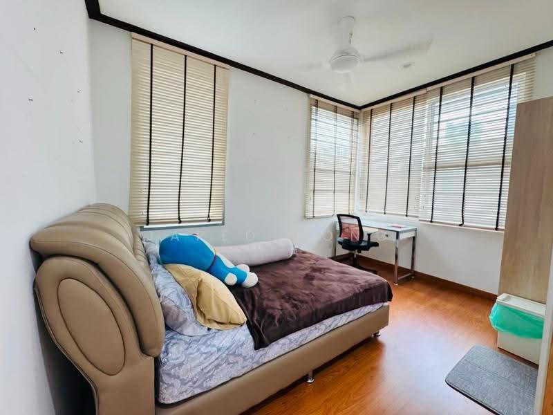 Rumah Berkembar untuk Dijual di Garden Residence (Cyberjaya) - Jared Wong - Bedroom - PropertyGuru.com.my