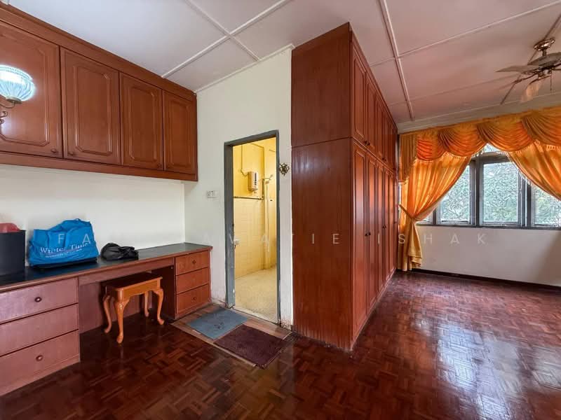 Bungalow House for Sale in Kuala Terengganu (Terengganu) - Fazielawatie Ishak - PropertyGuru.com.my