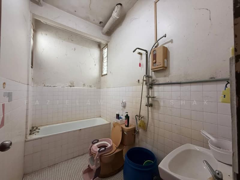 Bungalow House for Sale in Kuala Terengganu (Terengganu) - Fazielawatie Ishak - PropertyGuru.com.my