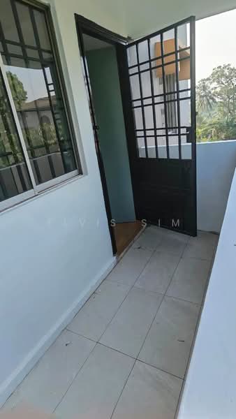 Rumah Flat untuk Dijual di Geharu Flat - Elvis Sim - Balcony - PropertyGuru.com.my