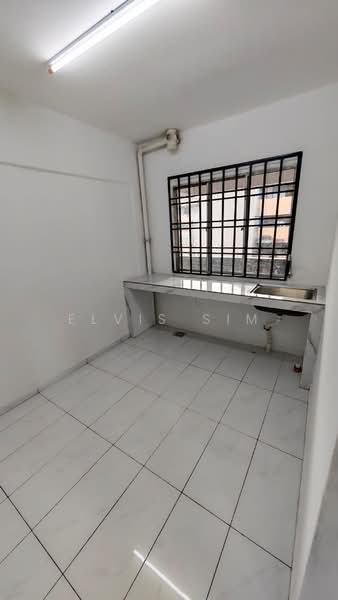 Rumah Flat untuk Dijual di Geharu Flat - Elvis Sim - Kitchen - PropertyGuru.com.my