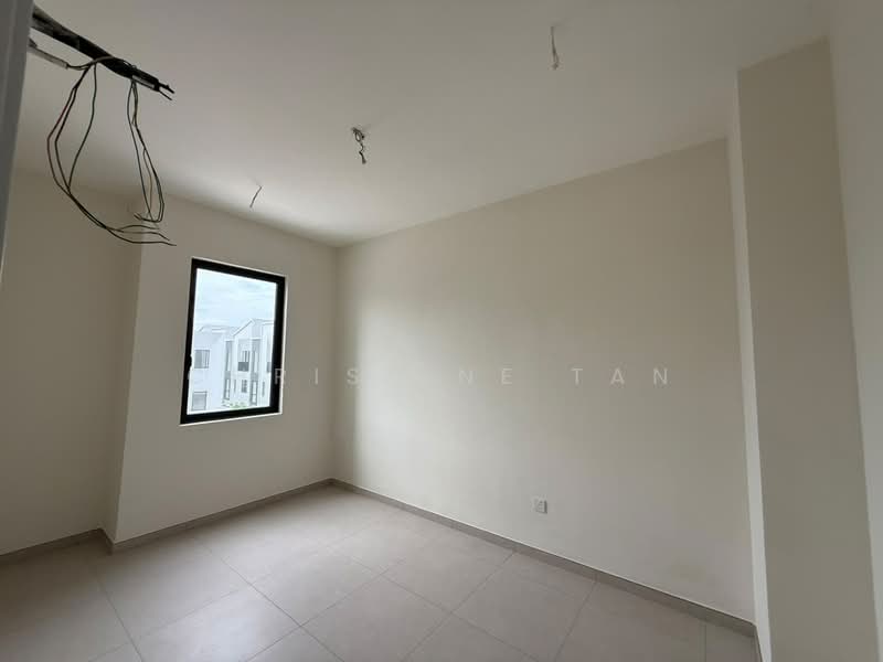 3-storey Terraced House for Rent in Kwasa Damansara (Sungai Buloh) - Christine Tan - PropertyGuru.com.my