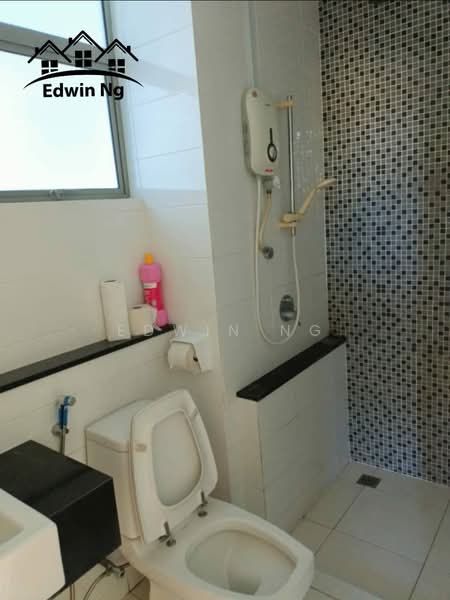 Kondominium untuk Disewa di All Seasons Park - Edwin Ng - Bathroom - PropertyGuru.com.my
