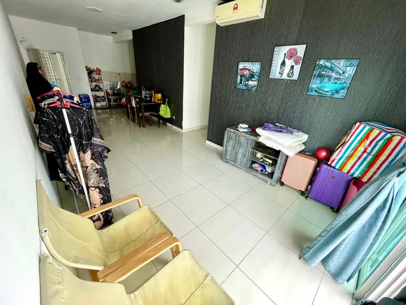 Service Residence for Sale at Savanna Executive Suite @ Southville City - Tasya Ruslan - PropertyGuru.com.my