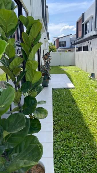 Rumah Kluster untuk Dijual di Bandar Gamuda Gardens (Rawang) - Norish Aminudin - Exterior - PropertyGuru.com.my