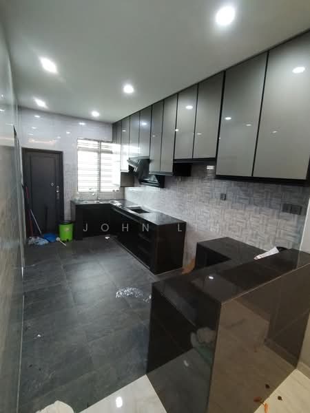 Rumah Teres 2-Tingkat untuk Disewa di Taman Scientex Utama (Senai) - John Lim - Kitchen - PropertyGuru.com.my