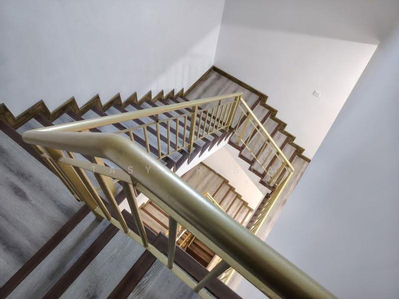 Rumah Teres 3.5-Tingkat untuk Dijual di Taman Sekamat (Kajang) - Tasya Ruslan - PropertyGuru.com.my