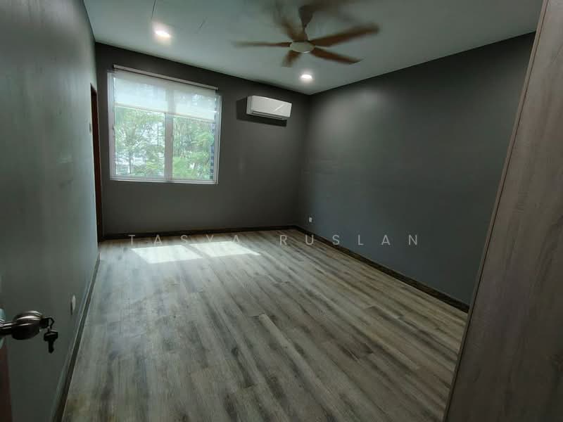 Rumah Teres 3.5-Tingkat untuk Dijual di Taman Sekamat (Kajang) - Tasya Ruslan - PropertyGuru.com.my