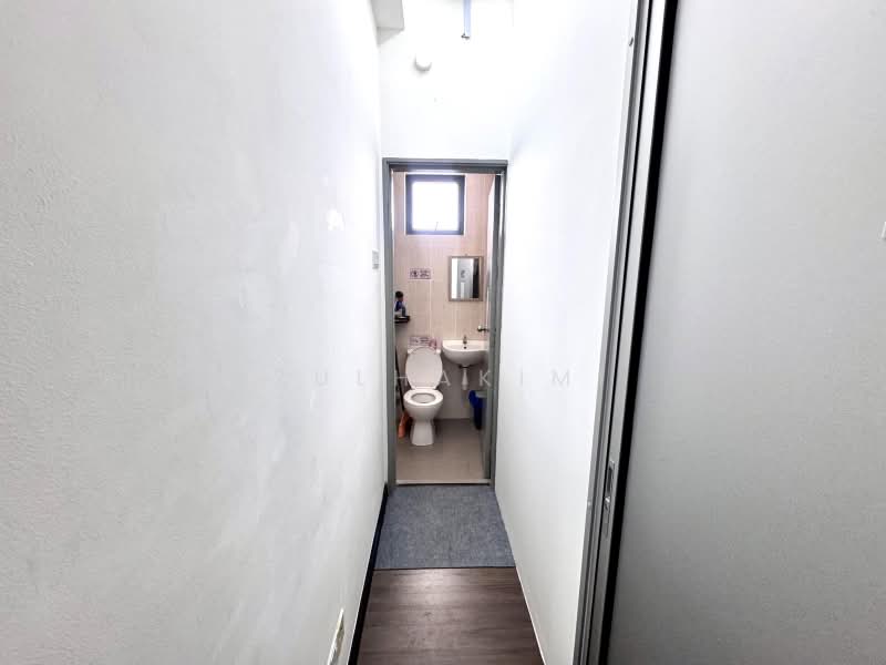 Condominium for Sale at Vista Bangi - NUZULHAKIMI . - Bathroom - PropertyGuru.com.my