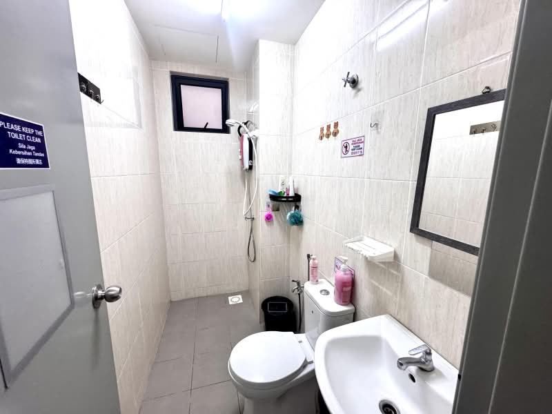 Condominium for Sale at Vista Bangi - NUZULHAKIMI . - Bathroom - PropertyGuru.com.my