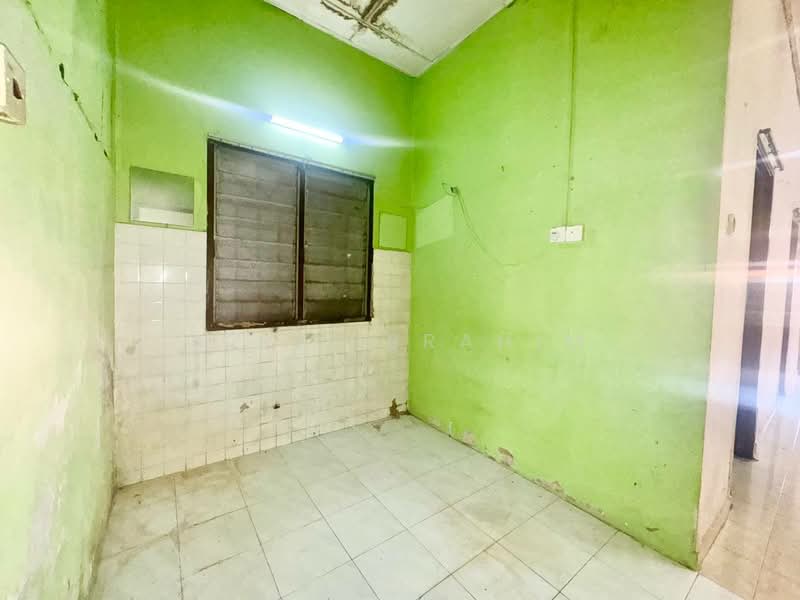 1-storey Terraced House for Sale in Taman Kota Cheras (Cheras) - Azli Ibrahim - Interior - PropertyGuru.com.my