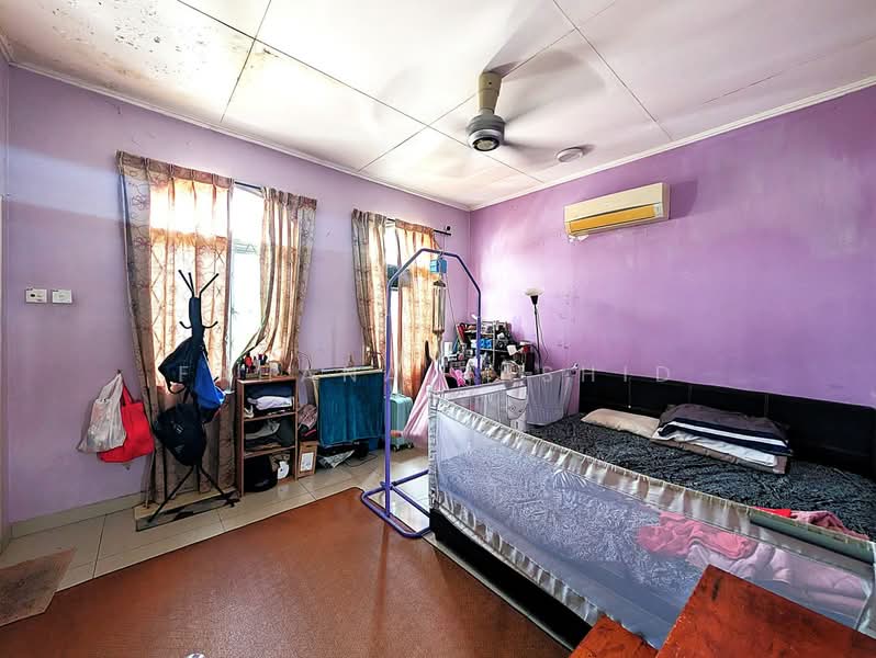 2-storey Terraced House for Sale in Usj 14 (Subang Jaya) - Fahana Rashid - Bedroom - PropertyGuru.com.my