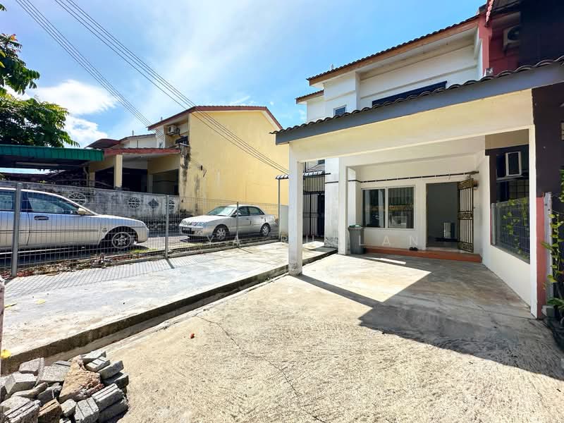 Rumah Teres 2-Tingkat untuk Dijual di Taman Pinggiran Senawang (Sungai Gadut) - Tasya Ruslan - PropertyGuru.com.my