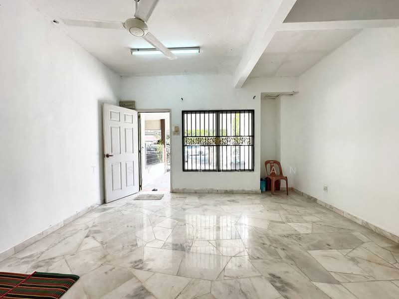 Rumah Teres 2-Tingkat untuk Dijual di Taman Pinggiran Senawang (Sungai Gadut) - Tasya Ruslan - PropertyGuru.com.my