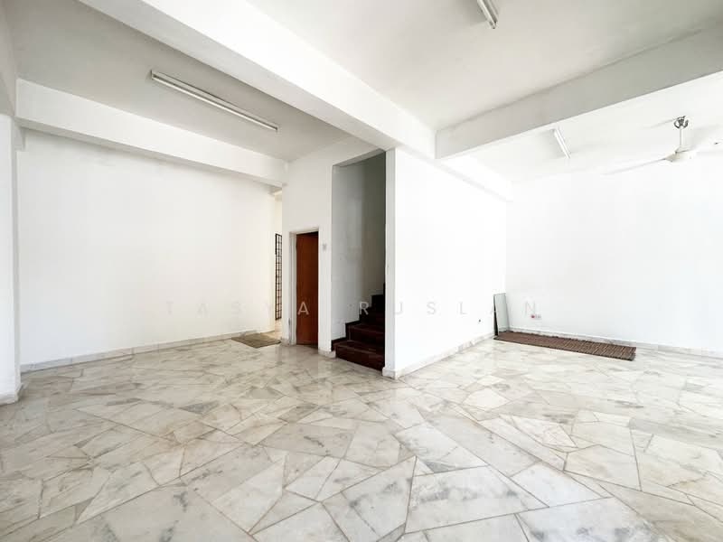 Rumah Teres 2-Tingkat untuk Dijual di Taman Pinggiran Senawang (Sungai Gadut) - Tasya Ruslan - PropertyGuru.com.my
