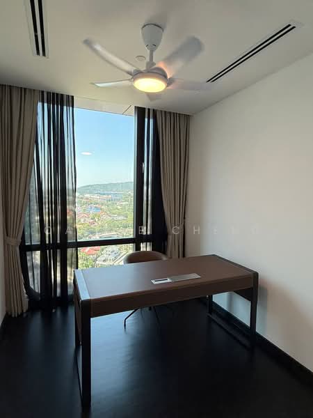 Service Residence for Sale at Crown Residences @ Pavilion Damansara Heights - Carrie Cheng - Study - PropertyGuru.com.my
