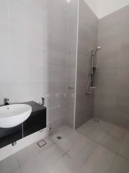 Semi-Detached House for Sale in Taman Ekoflora (Johor Bahru) - Agnes . - PropertyGuru.com.my