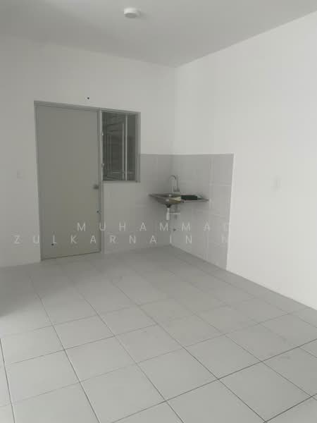 Condominium for Rent at Residensi Sateria - Muhammad Zulkarnain Nur Salim - Kitchen - PropertyGuru.com.my