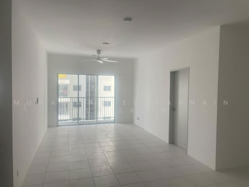 Condominium for Rent at Residensi Sateria - Muhammad Zulkarnain Nur Salim - Living Room - PropertyGuru.com.my