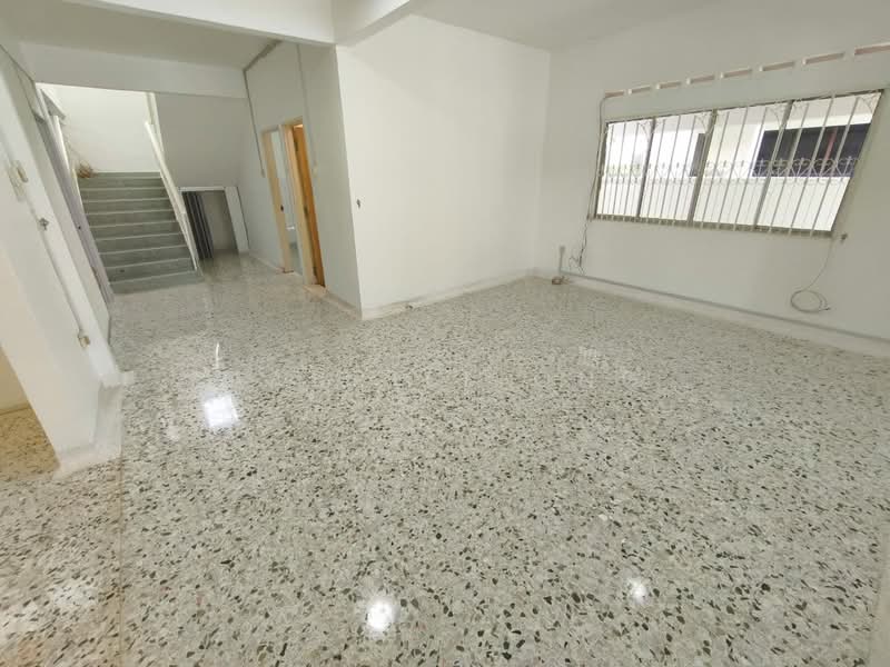 Rumah Berkembar untuk Dijual di Taman Nong Chik (Johor Bahru) - Gabriel Ong - Interior - PropertyGuru.com.my