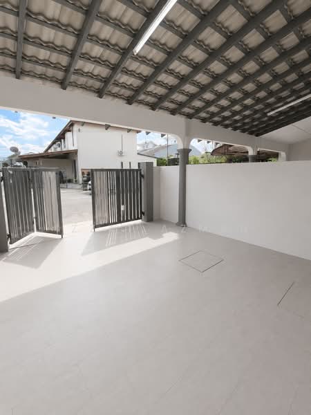 Rumah Teres 2-Tingkat untuk Dijual di Kuantan (Pahang) - Izzat Azman - Exterior - PropertyGuru.com.my