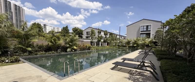 Rumah Teres 3-Tingkat untuk Dijual di Taman Bukit Serdang (Seri Kembangan) - Robin Loh - Exterior - PropertyGuru.com.my