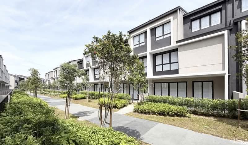 Rumah Teres 3-Tingkat untuk Dijual di Taman Bukit Serdang (Seri Kembangan) - Robin Loh - Exterior - PropertyGuru.com.my