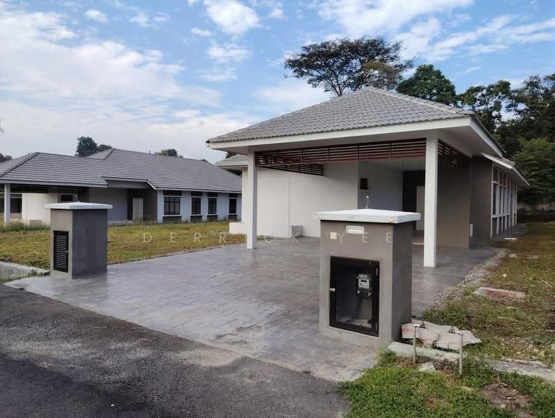 Bungalow House for Sale in Ayer Keroh (Melaka) - Derrick Yee - Exterior - PropertyGuru.com.my