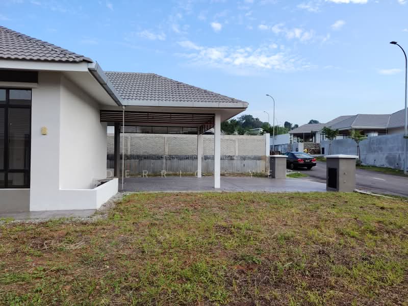 Bungalow House for Sale in Ayer Keroh (Melaka) - Derrick Yee - Exterior - PropertyGuru.com.my