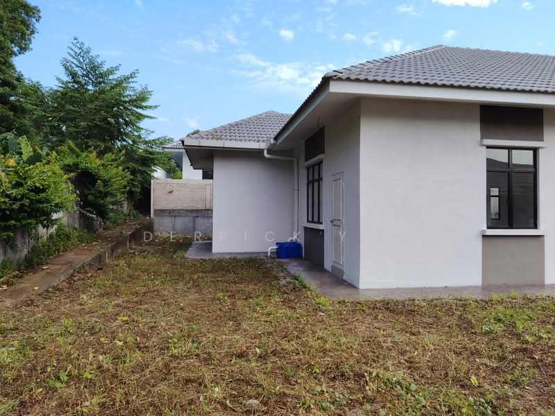 Bungalow House for Sale in Ayer Keroh (Melaka) - Derrick Yee - Exterior - PropertyGuru.com.my