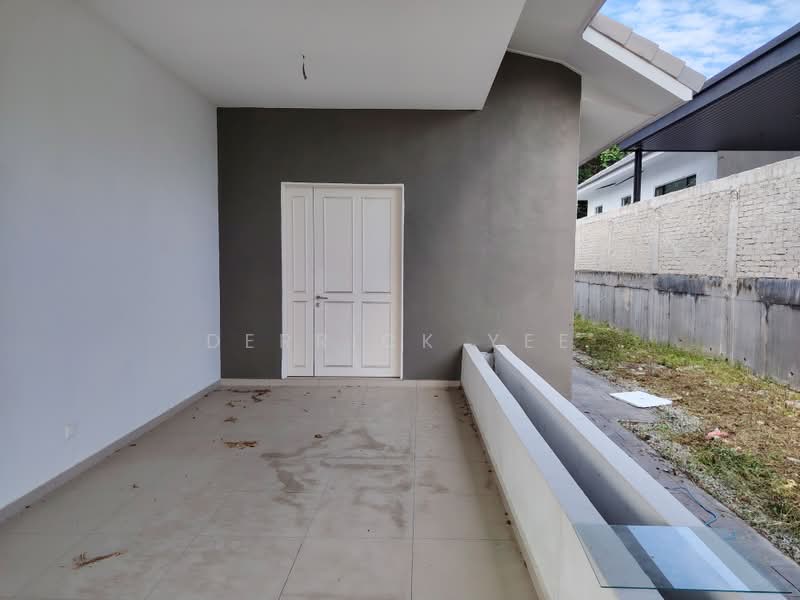 Bungalow House for Sale in Ayer Keroh (Melaka) - Derrick Yee - Exterior - PropertyGuru.com.my
