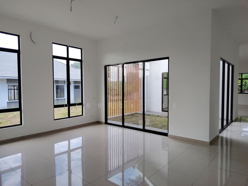 Bungalow House for Sale in Ayer Keroh (Melaka) - Derrick Yee - Living Room - PropertyGuru.com.my