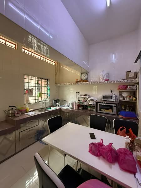 2-storey Terraced House for Sale in Taman Daya (Johor Bahru) - Zack Chow - Kitchen - PropertyGuru.com.my