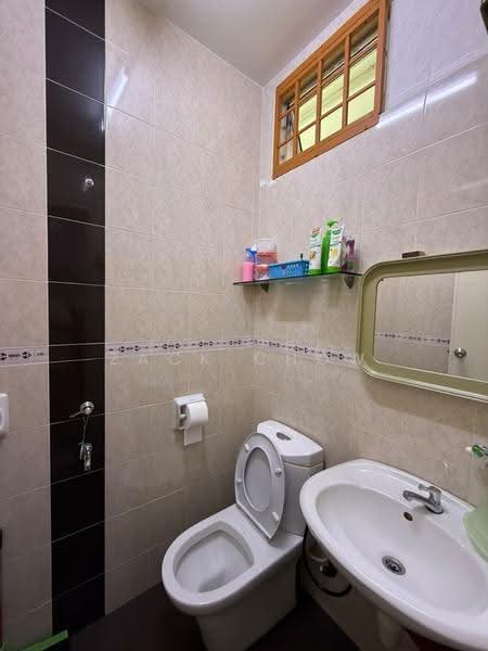2-storey Terraced House for Sale in Taman Daya (Johor Bahru) - Zack Chow - Bathroom - PropertyGuru.com.my