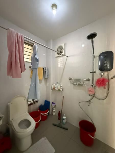 2-storey Terraced House for Sale in Taman Daya (Johor Bahru) - Zack Chow - Bathroom - PropertyGuru.com.my