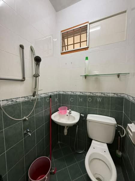 2-storey Terraced House for Sale in Taman Daya (Johor Bahru) - Zack Chow - Bathroom - PropertyGuru.com.my