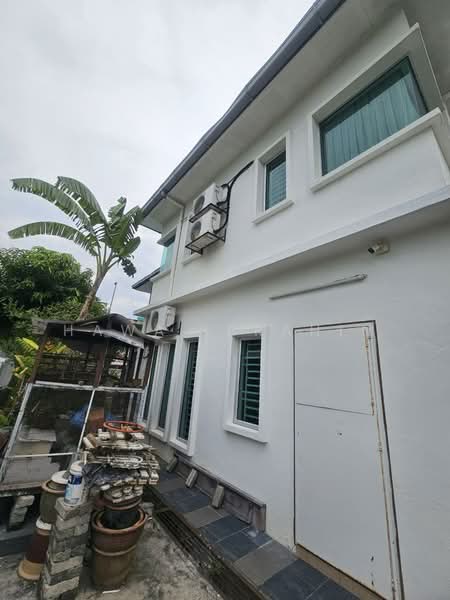Rumah Teres 2-Tingkat untuk Dijual di Bandar Seri Putra (Bangi) - Hawa Ibrahim - Exterior - PropertyGuru.com.my