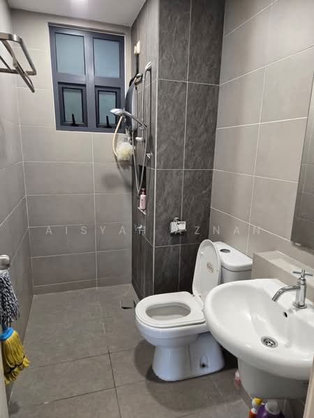 Condominium for Rent at Ascenda Residence @ Skyarena - Aisyah Aznan - Bathroom - PropertyGuru.com.my