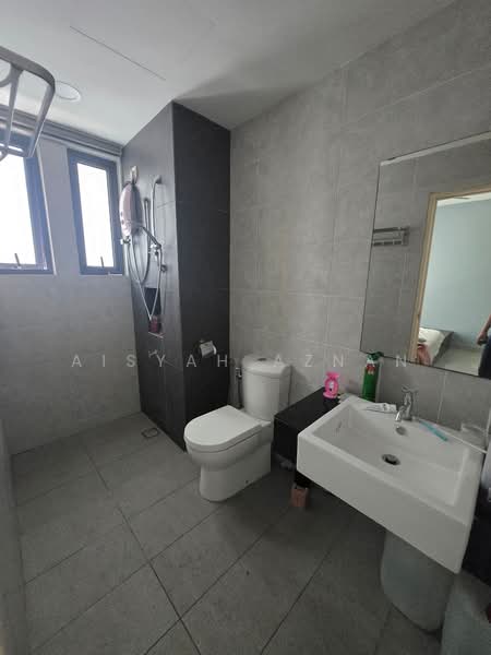 Condominium for Rent at Ascenda Residence @ Skyarena - Aisyah Aznan - Bathroom - PropertyGuru.com.my