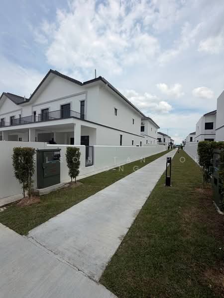 Cluster House for Sale in Eco Botanic (Iskandar Puteri (Nusajaya)) - Nelson Tan Poh Kiong - Exterior - PropertyGuru.com.my