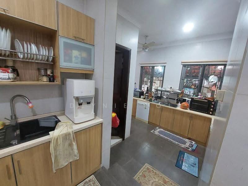 Bungalow House for Sale in Beverly Heights (Ampang) - Dlynie Ooi - Kitchen - PropertyGuru.com.my